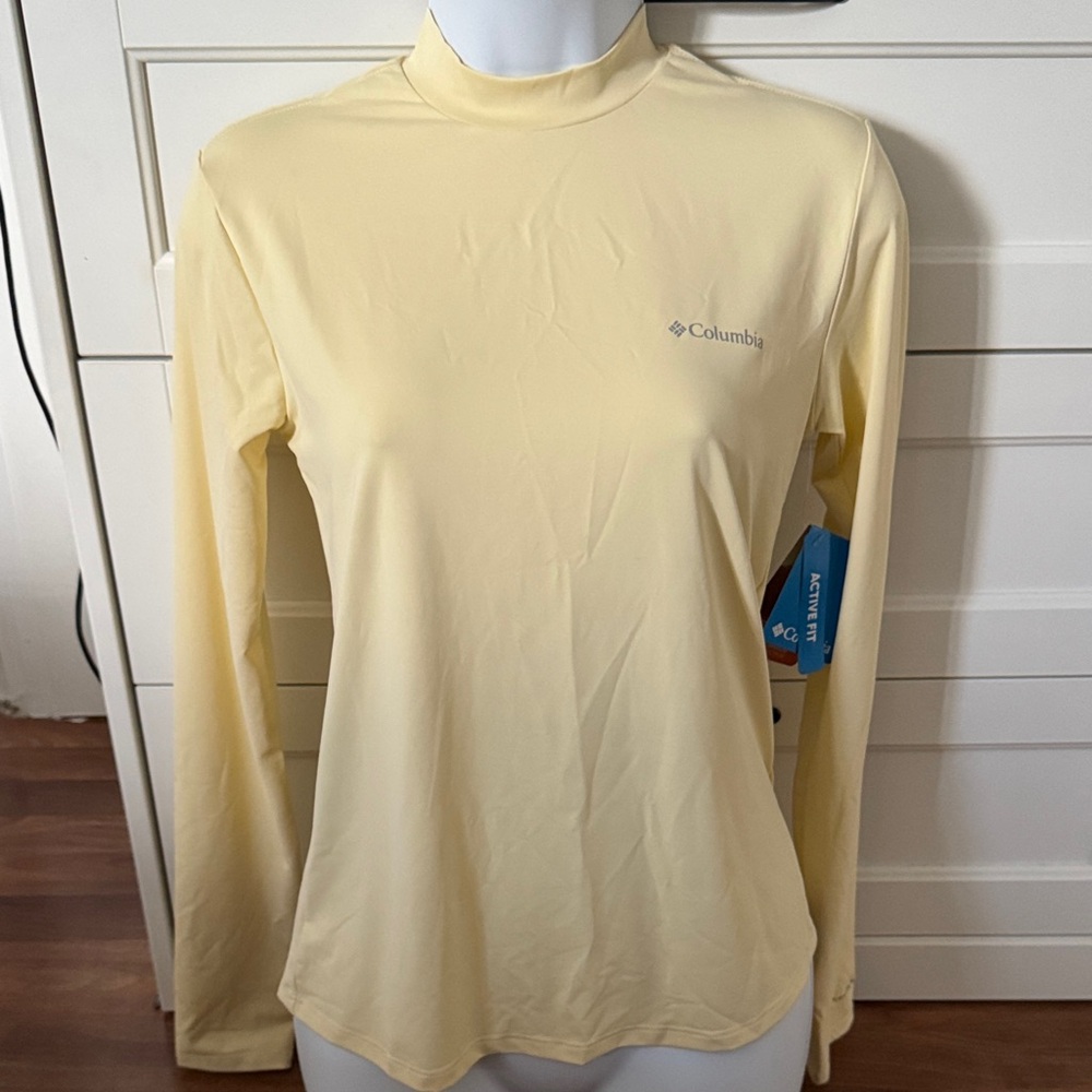 Columbia Women's Soft Yellow Long Sleeve Tee